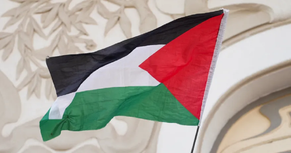 في اطار إصلاحات قانونية ودستورية .. نشر المسودة الأولى للدستور المؤقت للدولة الفلسطينية وتفتح الباب للملاحظات